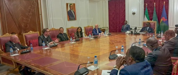 赤几政府拟与美国公司合作制作国家历史纪录片