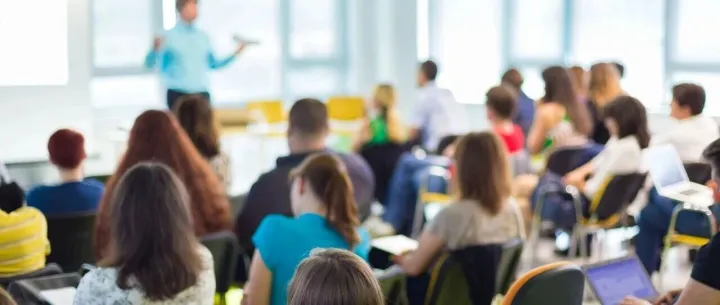 关于开展2025年“<em>国产软件</em>进课堂”教学改革第三期项目的通知