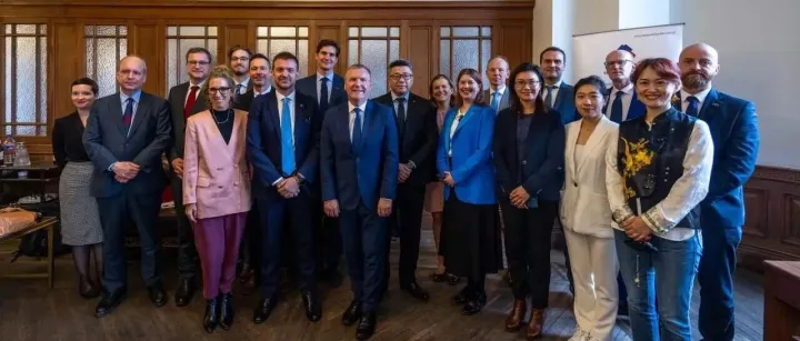 European Commissioner McGrath Meets European Chamber Delegation