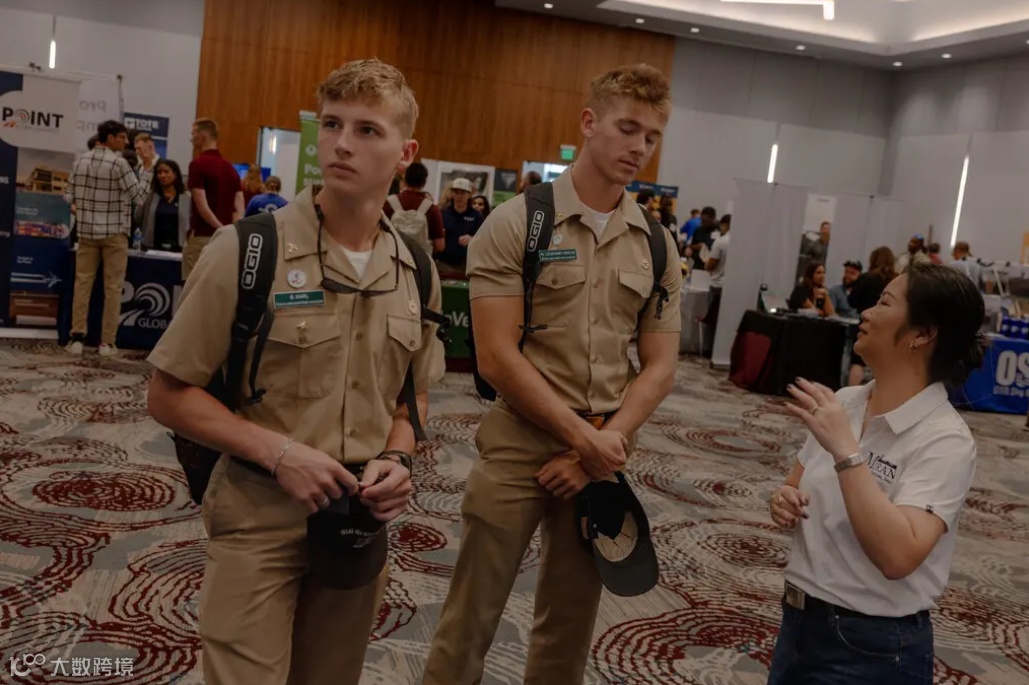 屏幕截图 2025-11-13 145236.png