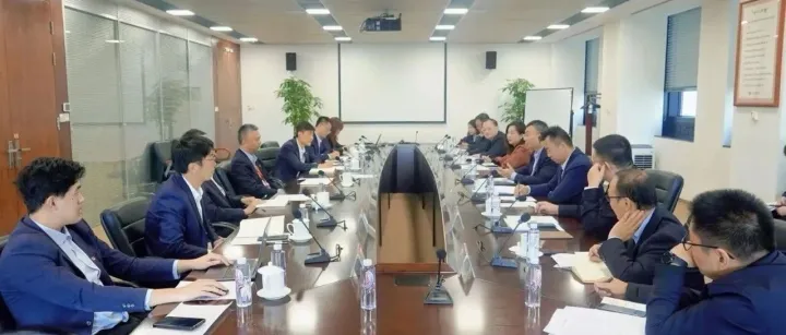 李奉利拜访大连商品交易所