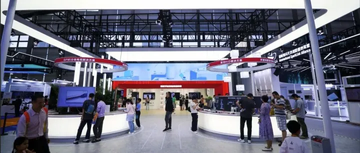 告别横亘多年的"伪智能"与"伪互联",上海海思以"软硬协同"驱动智慧家庭互联与视听升级