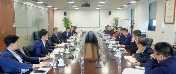 李奉利拜访大连商品交易所