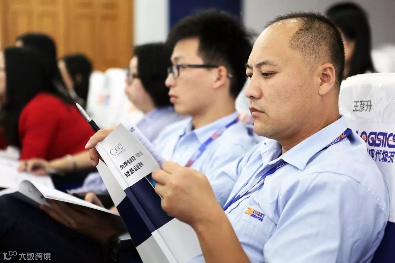 华尔街27年交易员：AI泡沫将破！比特币已不“性感”，市场回调只是前菜| PANews, image size:1280x853