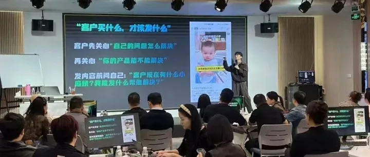 AI<em>工具</em><em>获</em><em>客</em>：AI<em>获</em><em>客</em>的本质与具体方式，日引200＋不是梦