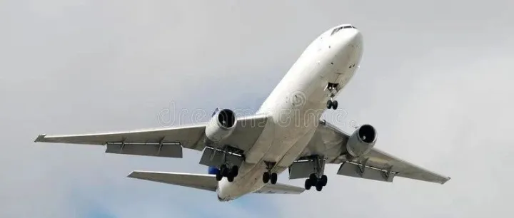 承运人未经通知改变<em>运输</em><em>路线</em>、<em>运输</em>工具等<em>运输</em>计划是否引发违约责任？