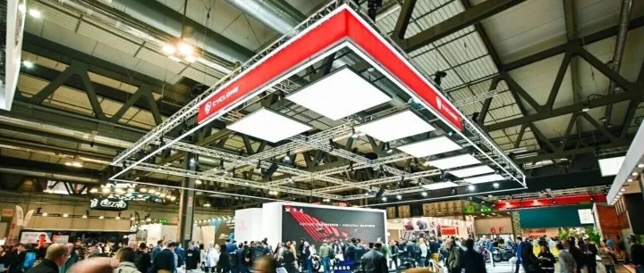 赛<em>科龙</em>新品震撼首秀EICMA2025