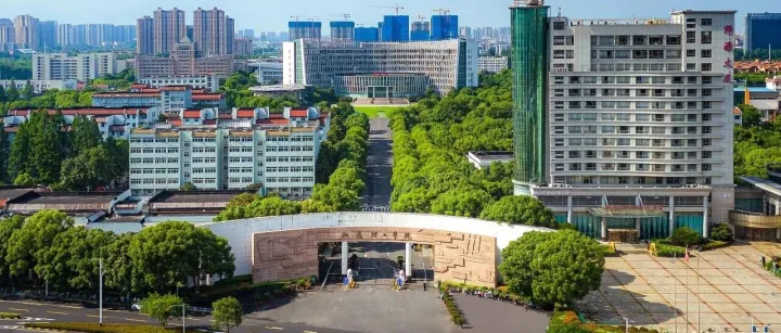 深化产教融合，共育电商人才