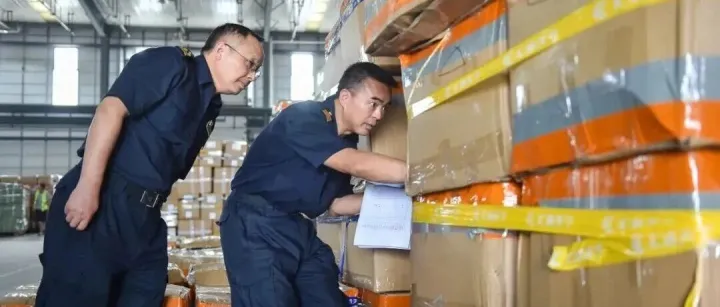 商会　|资讯　智能电子关锁“上岗”！成都空港快通模式让跨境电商货物实现“秒转”出海