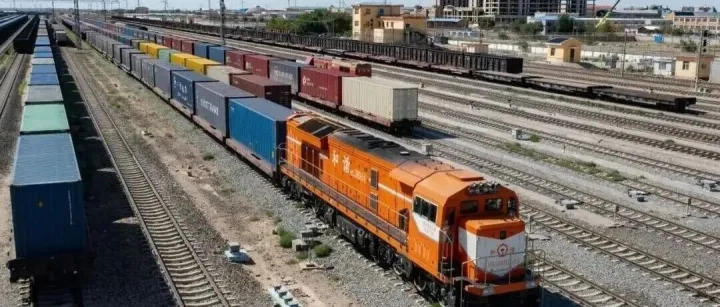 “十四五”时期 二连口岸出入境中欧班列超1.5万列