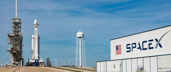 【华西计算机】1112 | SpaceX在美国推出每月40美元的星链家庭套餐