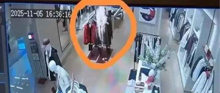 重庆一女子点燃商场衣服，原因竟然是......