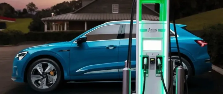 公安部将限制汽车百公里加速小于5秒：网友吵翻 你觉得有必要吗