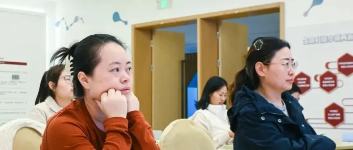 良享会 | 冬藏正当时，冬季中医养生讲座在小镇顺利开展