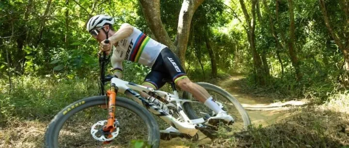 捷安特发布全新 Anthem <em>Advanced</em> SL