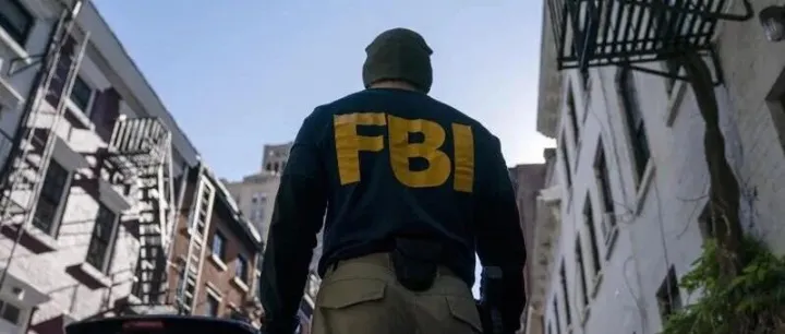 <em>成</em>“重点猎物”？FBI警告：在美国讲<em>中文</em>者小心