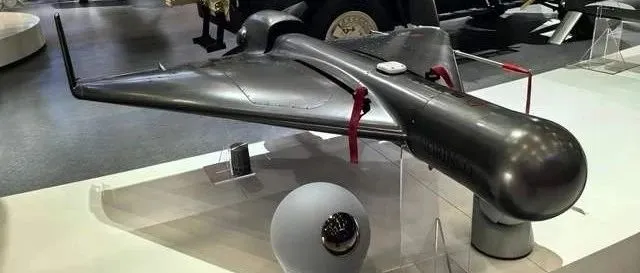 不逊“哈比”，国产飞龙300A型反辐射无人机