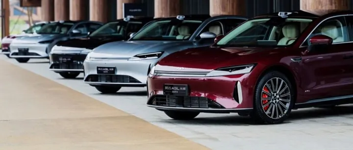 上市即爆红的风云A9L，靠什么连续三个月交付过万？