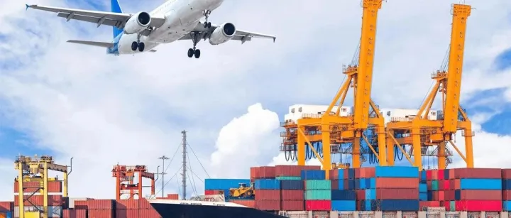 CIF保险费和FOB保险费由谁承担？