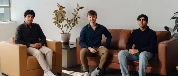 3个00后辍学<em>创办</em>的Mercor<em>融资</em>3.5亿<em>美元</em> 3年时间<em>公司</em>估值100亿<em>美元</em>