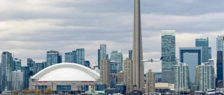 在加拿⼤市场做运营：主动设计合规，还是被合规"清场"？