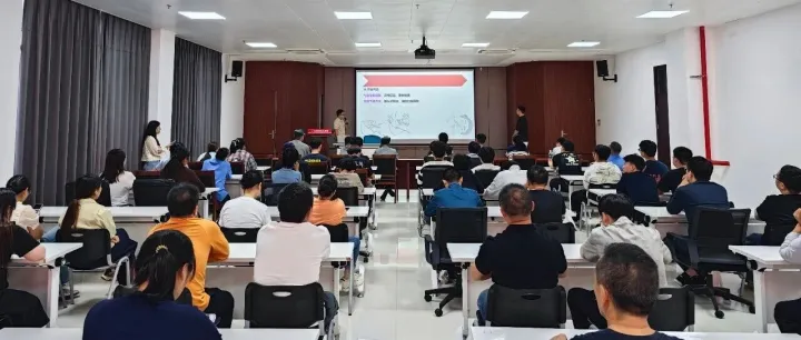 安徽康佳工会开展“守护生命‘救’在身边”公益讲座