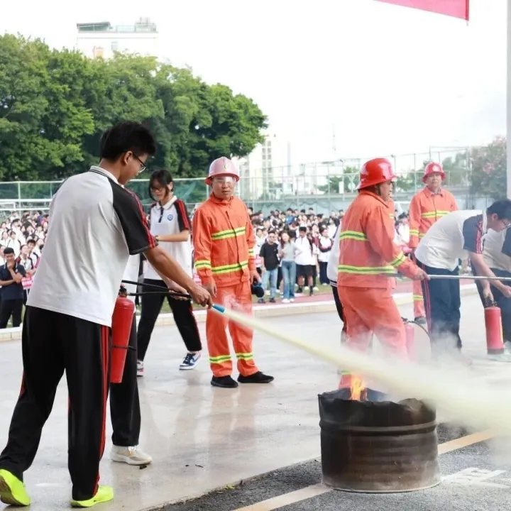 实战演练强技能 多维筑牢校园“防火墙”丨我校消防宣传月活动全面启动