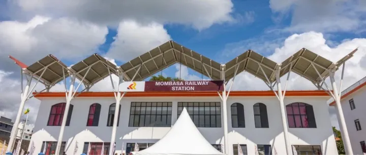 肯尼亚主流媒体 ｜ 这座小镇因蒙内铁路而焕发新生