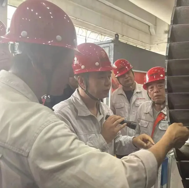 <em>公司</em>副<em>总经理</em>杨建平带队检查作业<em>现场</em>安全