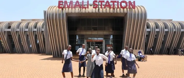 大美蒙内 助梦东非 | 18名肯尼亚少年舞动蒙内铁路之旅