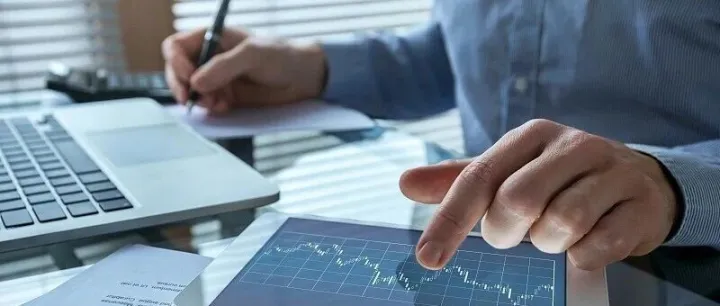 <em>ETH</em>今日跌破4000美元重要心理关口