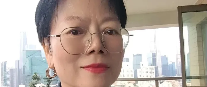 阅读的力量：从焦虑宝妈到千万销售额，她如何靠读书逆袭人生？