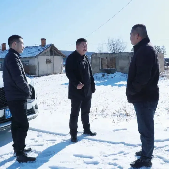 翠峦林业局公司副总<em>经理</em>刘<em>福</em><em>新</em>深入基层督导检查重点工作