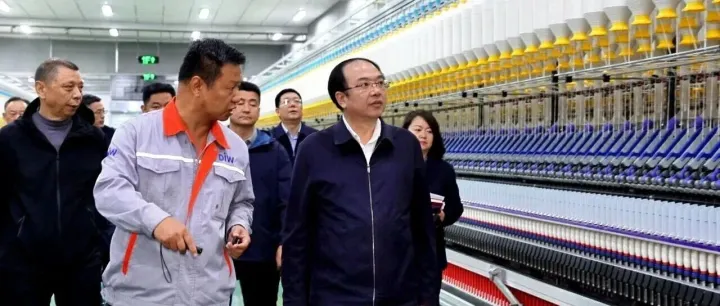 <em>吐鲁番</em>市委书记文天平一行考察数智世界集团<em>吐鲁番</em>产业园区