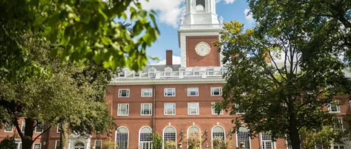 哈佛大学再遭网络攻击，校友及捐赠者信息泄露