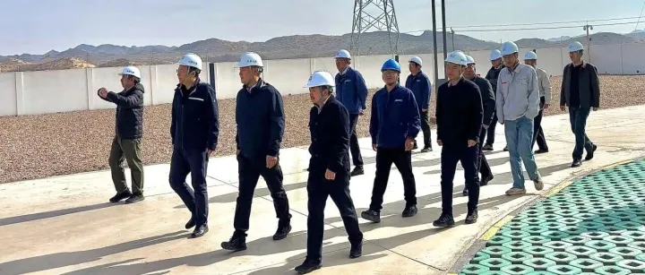 王瑞山赴中能建投沙坡头区牧光储一体化（一期）EPC总承包项目督导检查