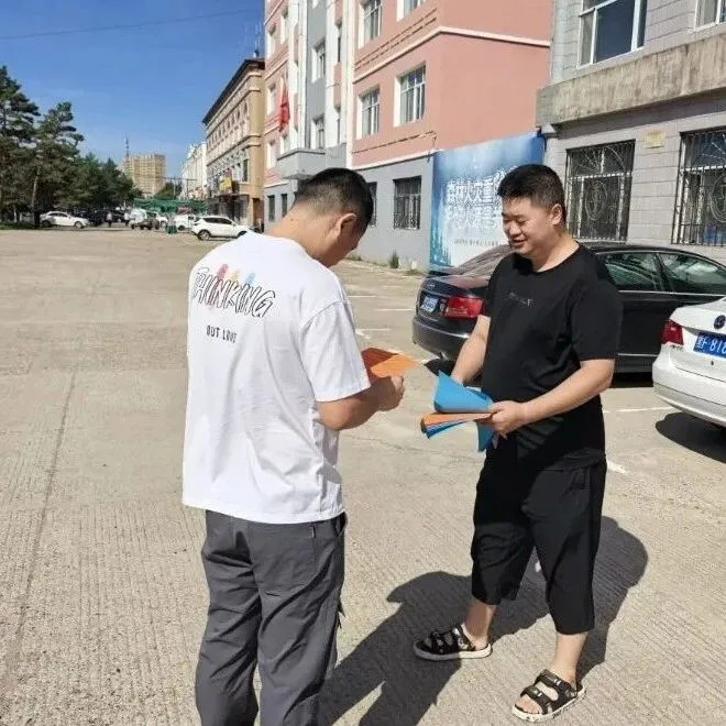 尖山河：开展保护<em>野生</em><em>鸟类</em>宣传活动