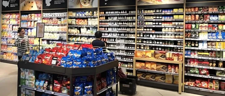 从“断班制” 难题到千人规模支撑：新零售系统需求与定制化解决方案