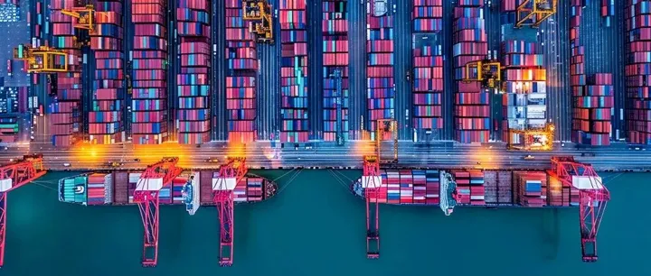 5月出口同比增长11.2%，进口同比增长5.2%