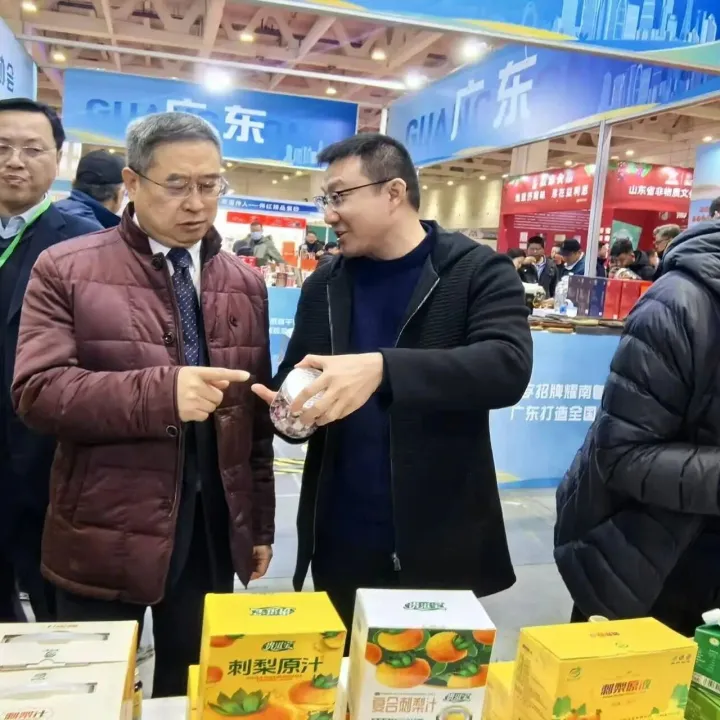 泉城盛会！赤水金钗石斛获权威专家点赞