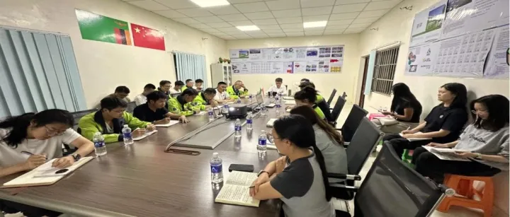 凝心聚力 启新程，刚果（金）、荣兴公司召开中方优秀员工及管培生座谈会