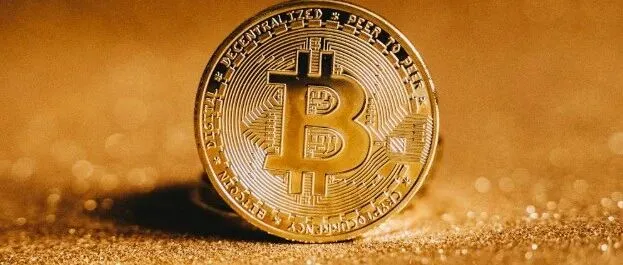 比特币再度迎来大新闻！美联储一个动作，引发12万人爆仓！这个没有任何实体的 “惊魂海盗船”还有多少人想要买票？