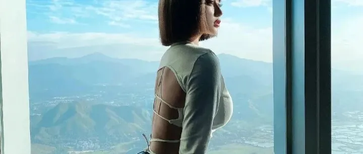 “人间<em>芭比</em>”一个<em>芭比</em>跪，身材大曲线身材，实在太美，狠狠促到了，有点上头！