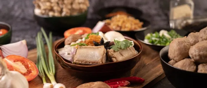 剩菜二次加热别随便！这 7 类食物藏隐患，快对照自查