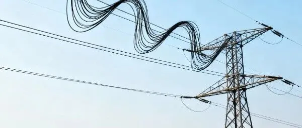 揭秘凯铭诺导线舞动监测装置：守护电网安全的智能卫士