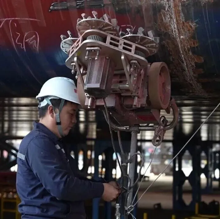 共探工艺新高度丨新能船业持续开展拉毛喷涂机器人应用测试