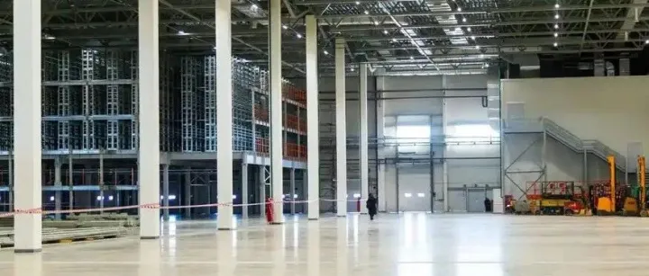 风雪暴击中亚：你的跨境合同里，藏着20%的隐形亏损！