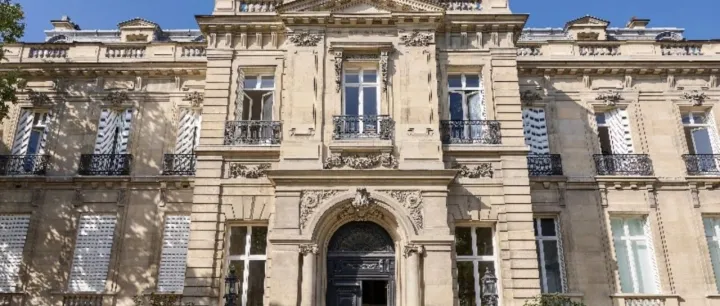 聚焦妆养科技，完美日记巴黎论坛揭晓第三代仿生膜Biotec™科技