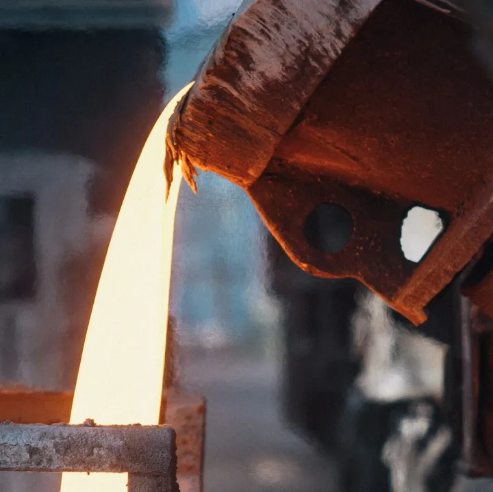 <em>宁波</em>宝新10月产量创历史新高，<em>高端</em>产品驱动增长