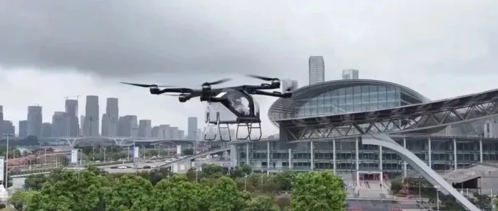 我国低空经济加速崛起，今年市场规模预计突破1.5万亿元